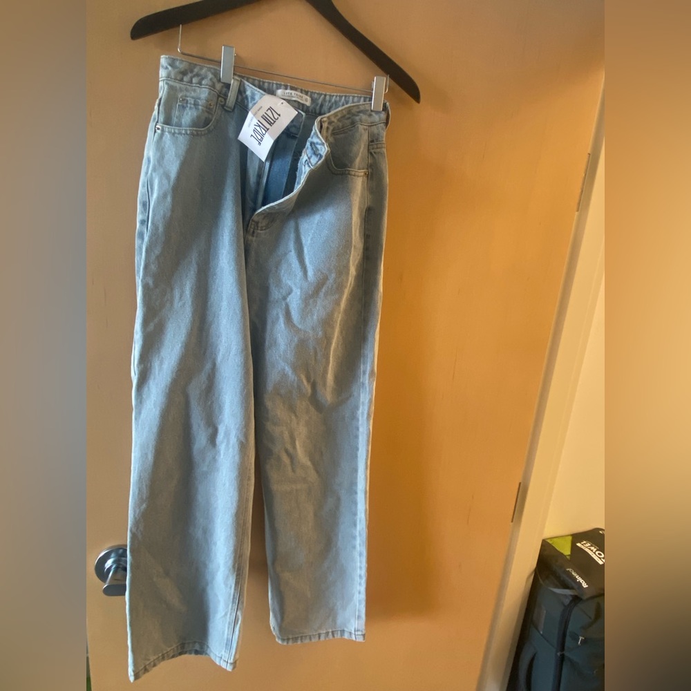 Light wash jeans
